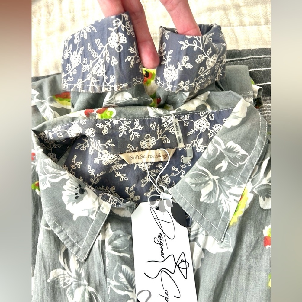 Soft Surroundings Floral Scattered Roses Floral Button Down Shirt Size S, cotton - Picture 5 of 12